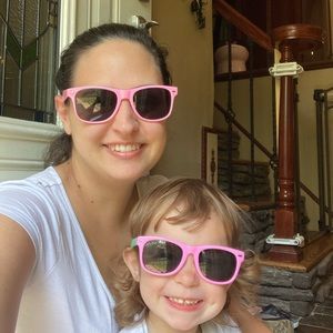 Meet your Posher, Lola